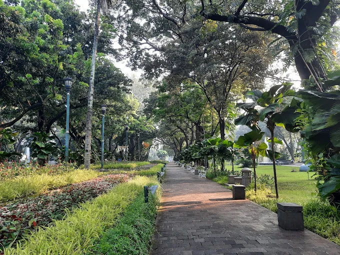 Taman Suropati