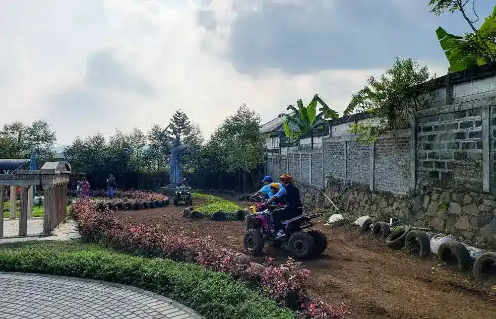 Mencoba ATV Adventure