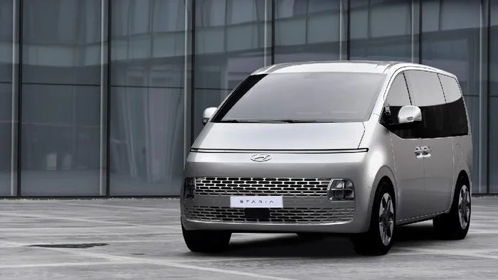 Hyundai Staria