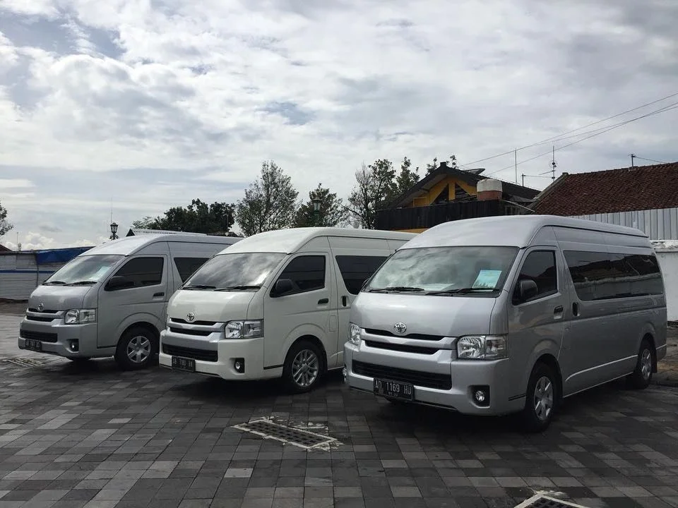 Beragam Pilihan Kendaraan