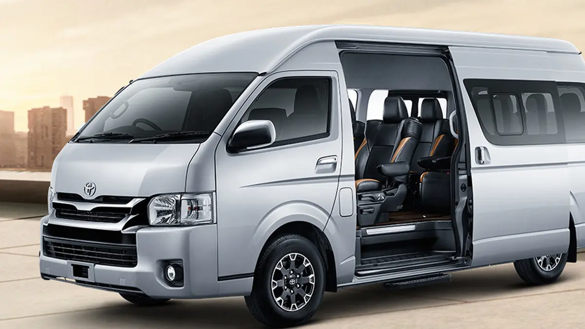 Fitur Toyota Hiace