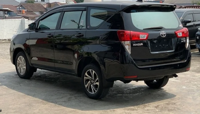 Toyota Innova Reborn 