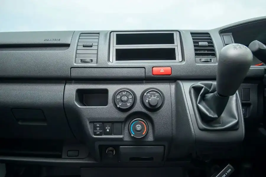 Kenyamanan Interior yang Premium