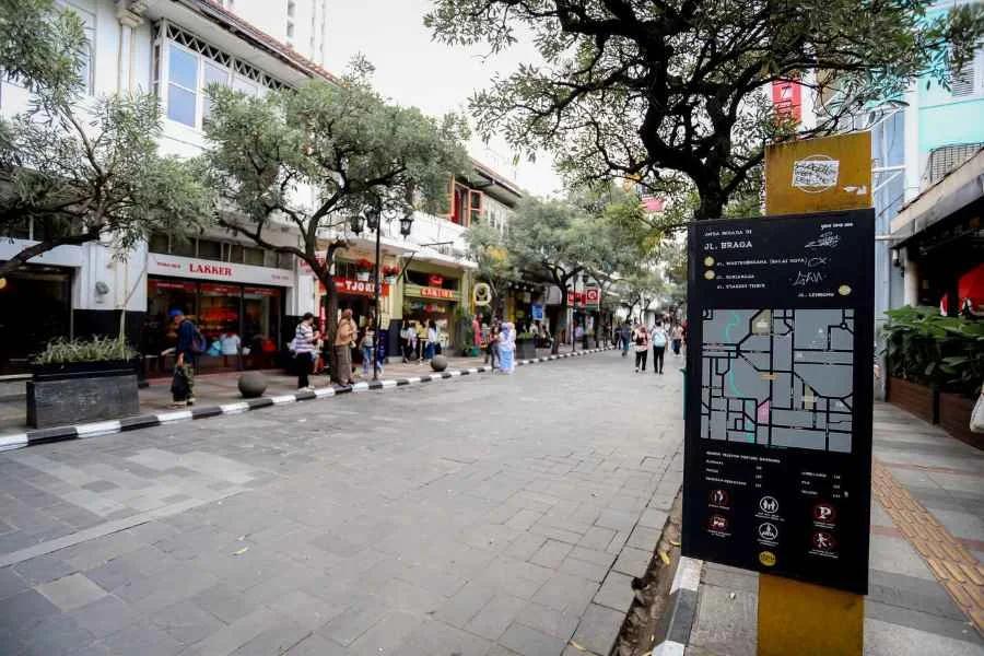 Cafe dan Galeri sekitar Jalan Braga
