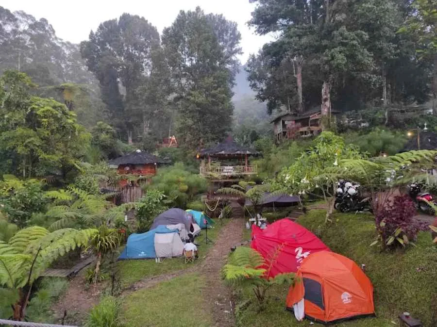 Nuansa Riung Gunung