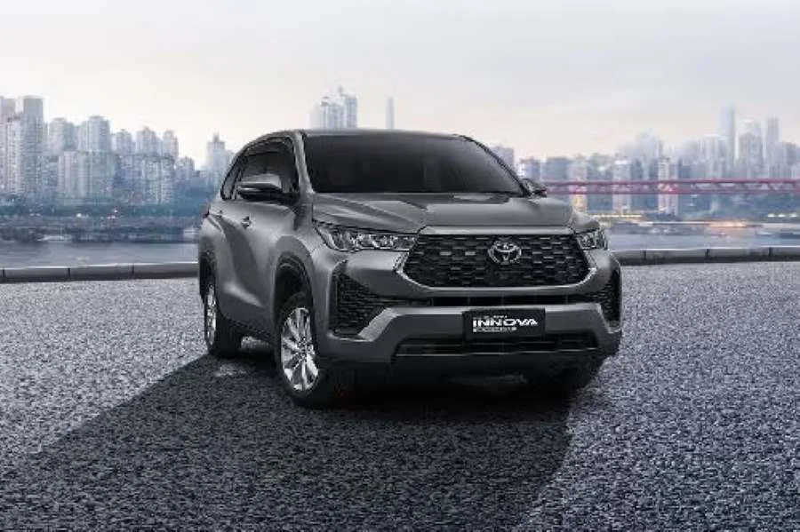 Innova Zenix