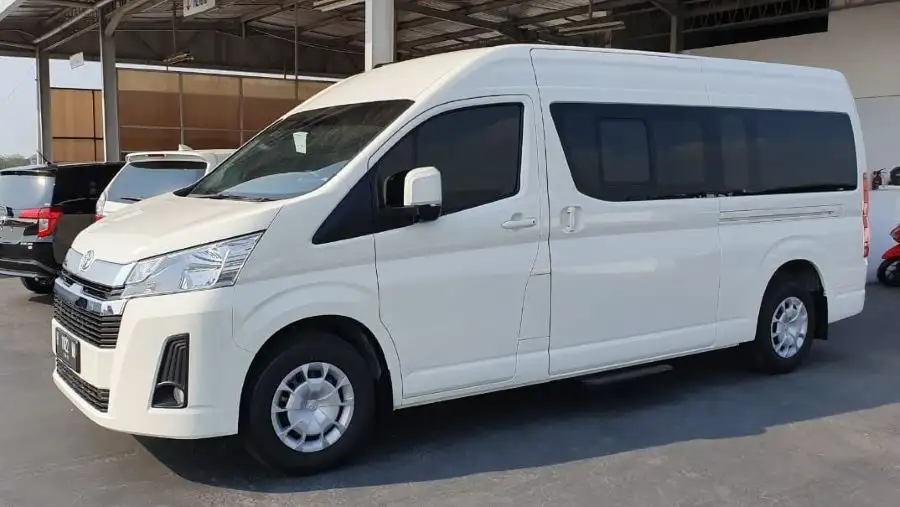 Hiace Premio Luxury 8 Seater
