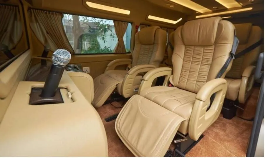 Interior Hiace yang Mewah & Nyaman