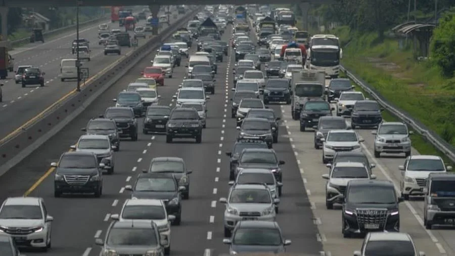 Road Trip Jakarta Jogja