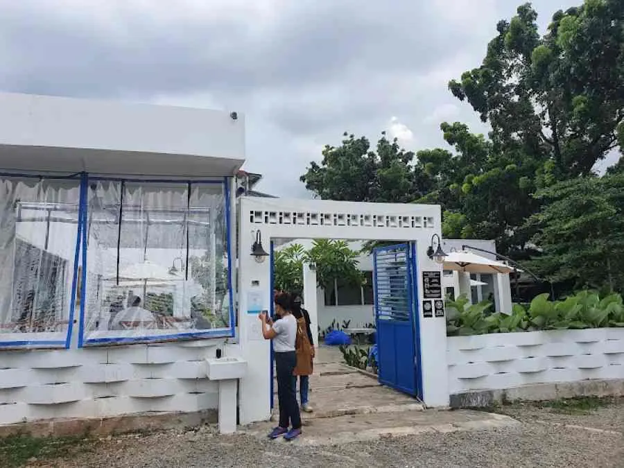 Bear‑Sama Cafe (Meruya, Jakarta Barat)