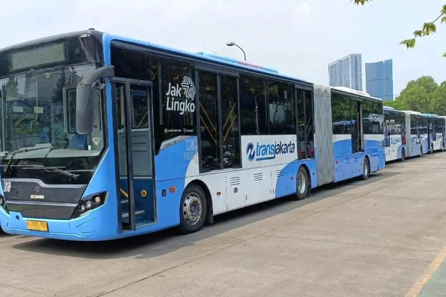 Cara dari Bandara Halim ke Stasiun Pasar Senen Naik Bus TransJakarta