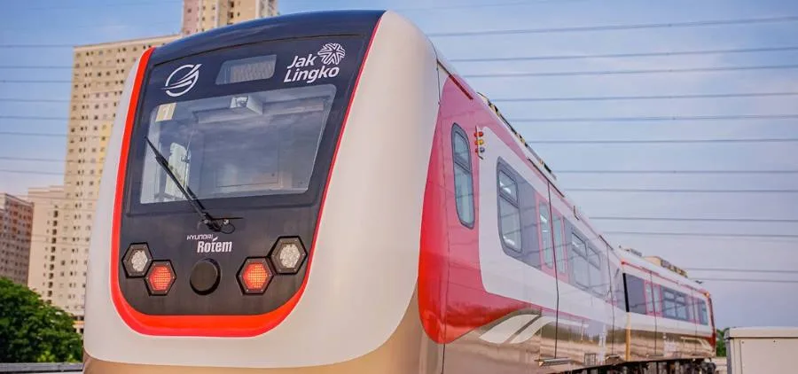 KRL + Kereta Cepat Whoosh (KCIC)