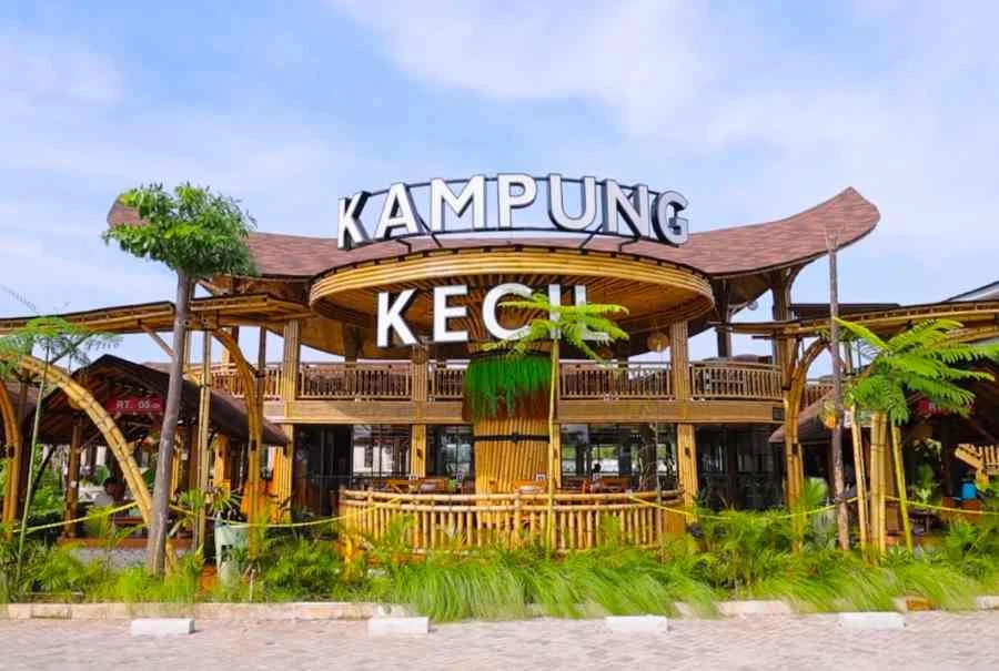 Kampung Kecil & Café di PIK 2