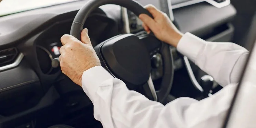 Travel Bandara Soetta ke Bandung