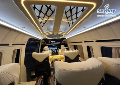 Interior dan Captain Seat Armada Hiace Premio Luxury