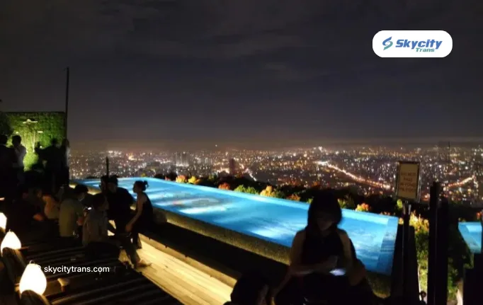 10 Tips Aman Roadtrip Malam Hari