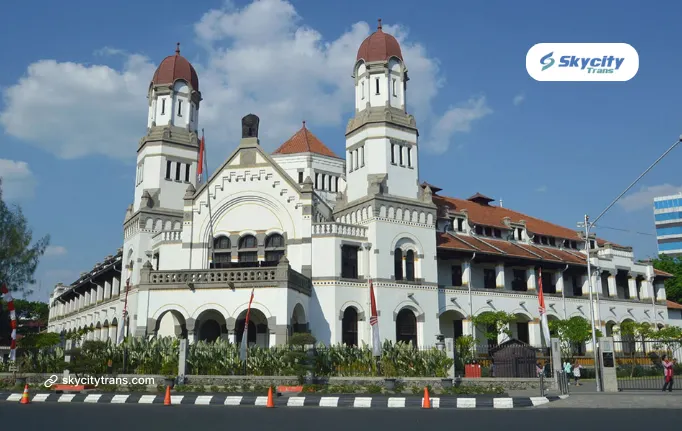 sewa hiace jakarta semarang