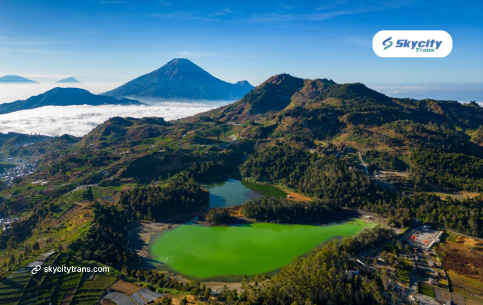 sewa hiace jakarta dieng