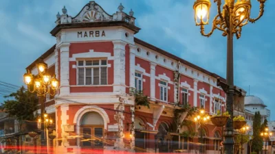 sewa hiace jakarta semarang