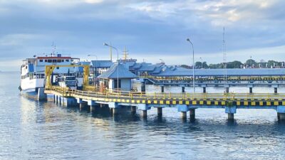 sewa hiace jakarta bali