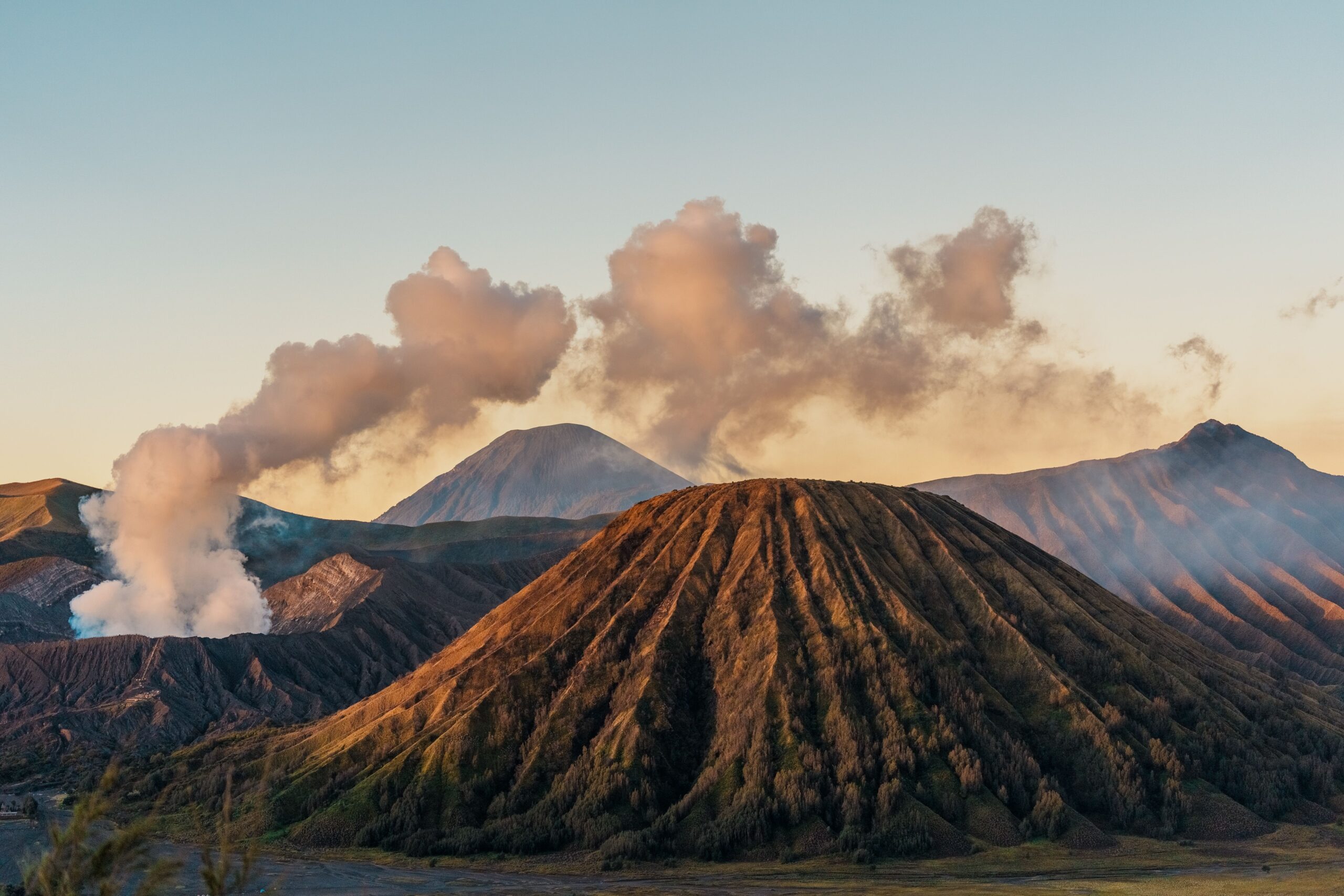 Penampakan Gunung Bromo yang sangat bagus dipandang dari Villa Bromo