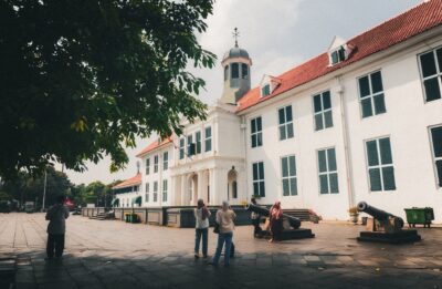 Kota Tua Jakarta sebagai salah satu destinasi Jakarta night tour