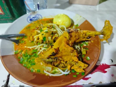Kuliner malam Laksa Khas Tangerang