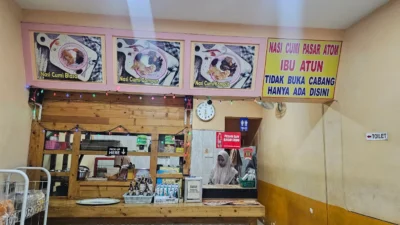 Nasi Cumi Bu Atun di Pasar Atom