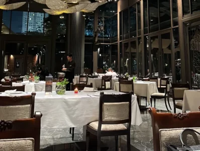 Salah satu restoran Hutan Kota by Plataran Tempat Arisan di Jakarta