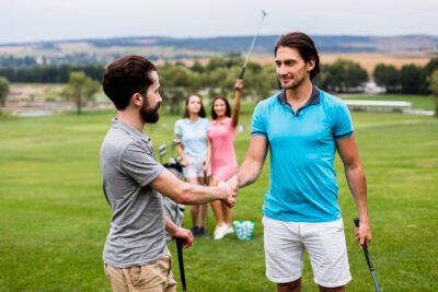 Networking dengan main golf