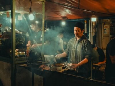 Gambaran kuliner malam