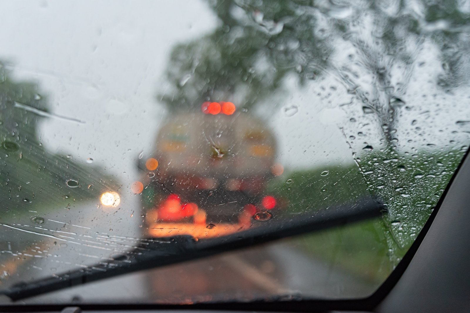 Wiper mobil Hiace
