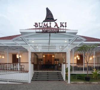 Restoran di Jalan Riau Bandung: Bumi Aki Heritage 