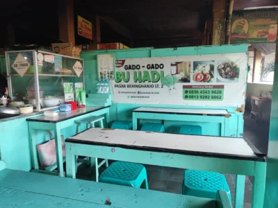 Wisata kuliner Gado-Gado Bu Hadi
