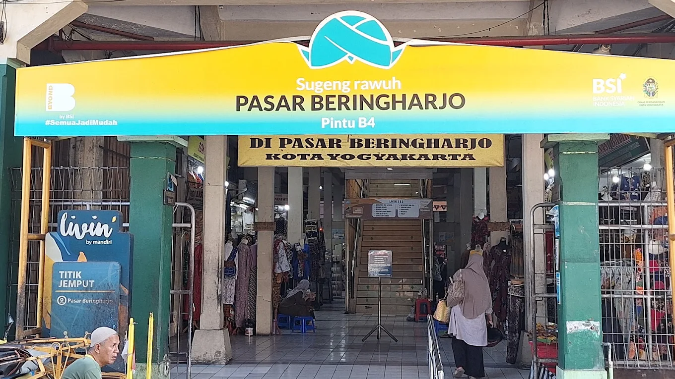 Wisata kuliner di Pasar Beringharjo Jogja