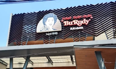 Sambal Surabaya: Pusat Oleh-Oleh Bu Rudy