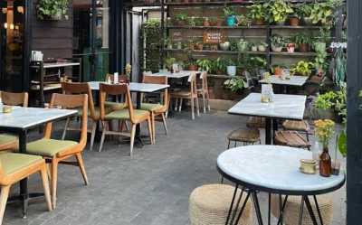 Kafe rooftop: Roof Top at La Boheme