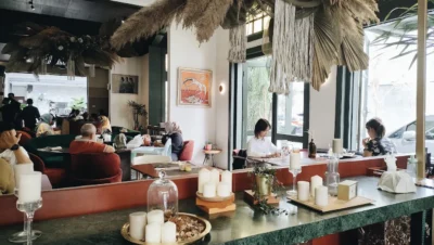 Restoran di Jalan Riau Bandung: Tilu Kitchen and Patisserie