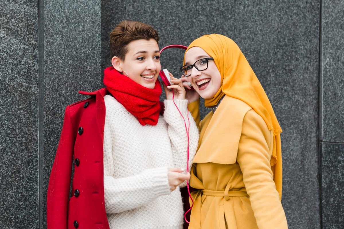 Ide outfit nonton konser hijab,
