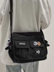 Outfit nonton konser outdoor tas selempang