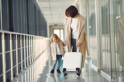 Perjalanan pesawat dengan anak