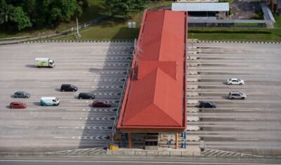 Gambaran jalan tol menuju Tebing Koja (hanya ilustrasi)