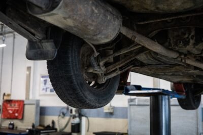 Persiapan mobil di musim hujan: Kolong mobil