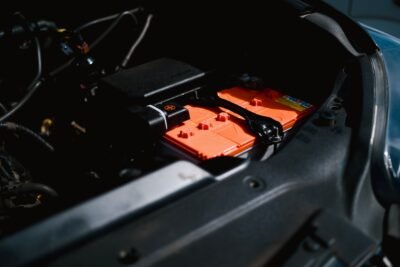 Persiapan mobil di musim hujan: Aki