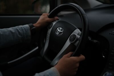 Tips mengemudi saat hujan